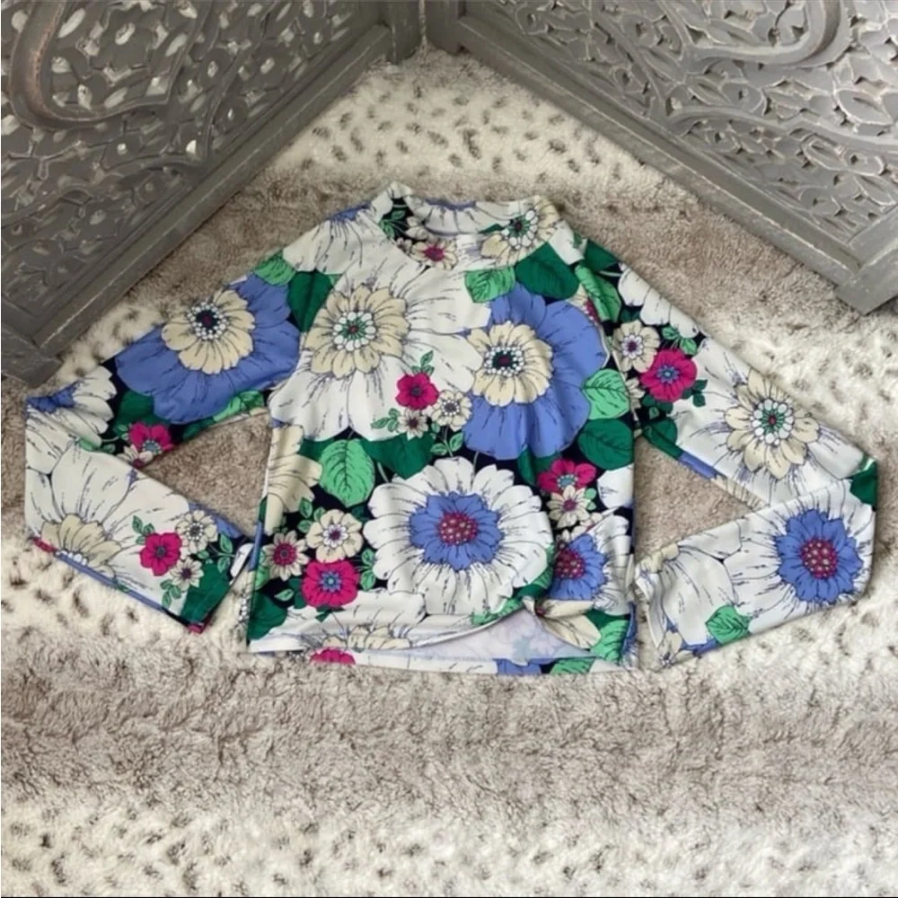 GAP Kids long sleeve rashguard girls large floral beach tropical island girl